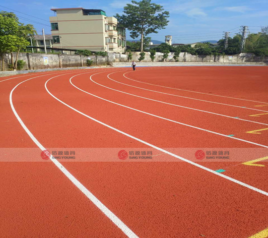 廣（guǎng）州神崗鎮第二中（zhōng）學